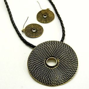 Bronze Disc Necklace Set